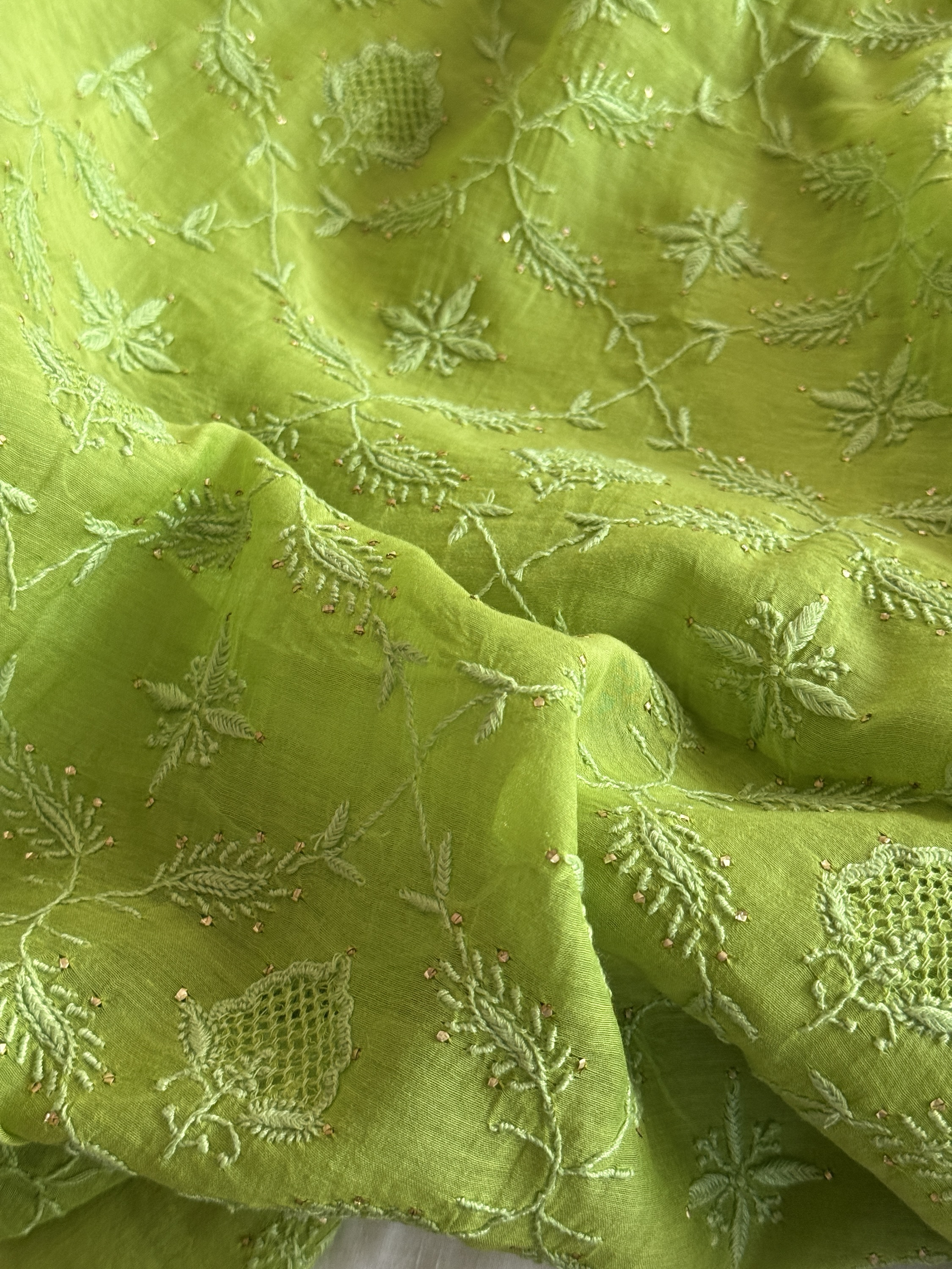 Pear green Chanderi Mul Chikankari Kurta Dupatta Set - Image 2