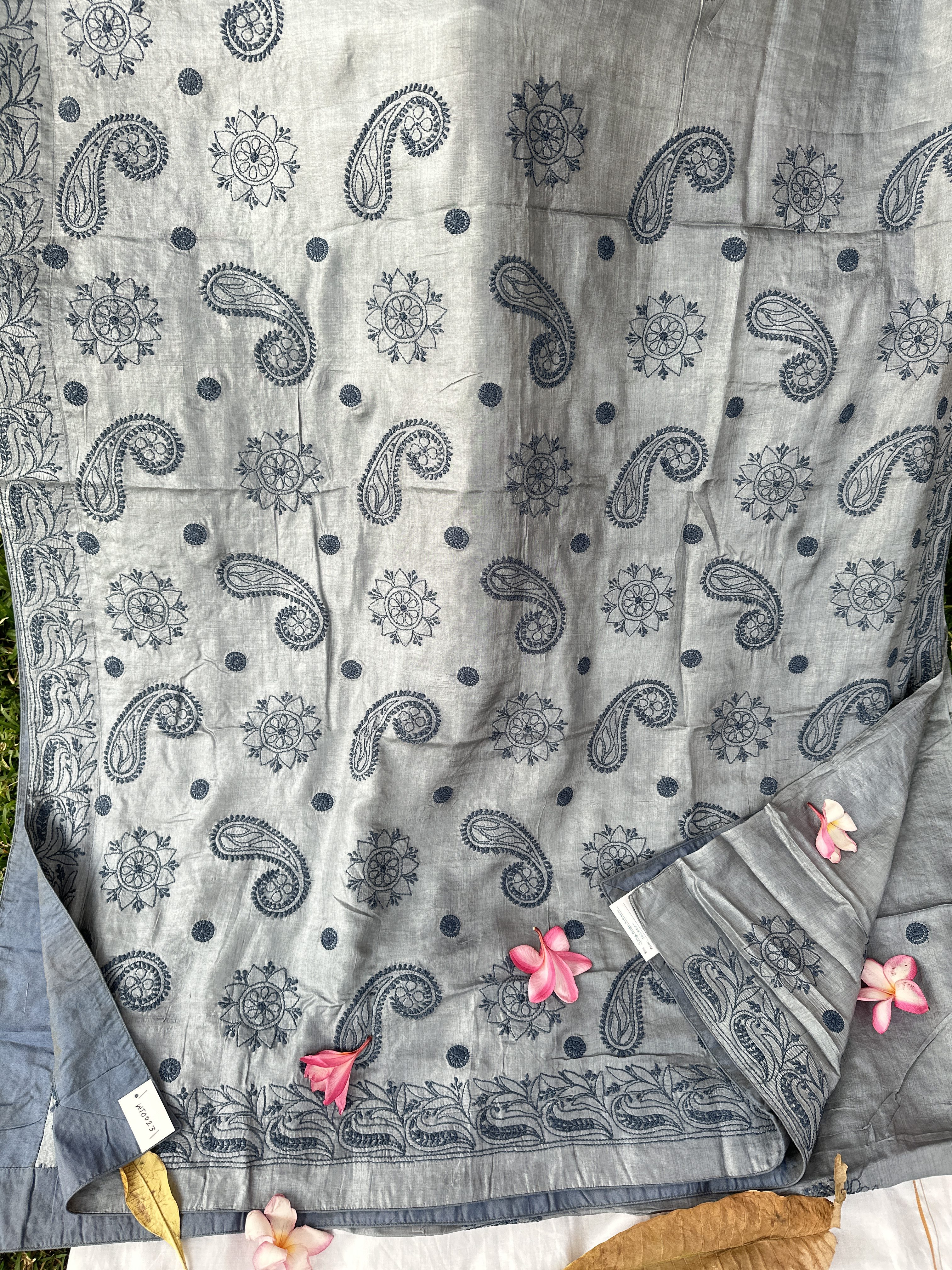 Grey Muga Tussar Silk Chikankari Saree & Blouse - Image 2