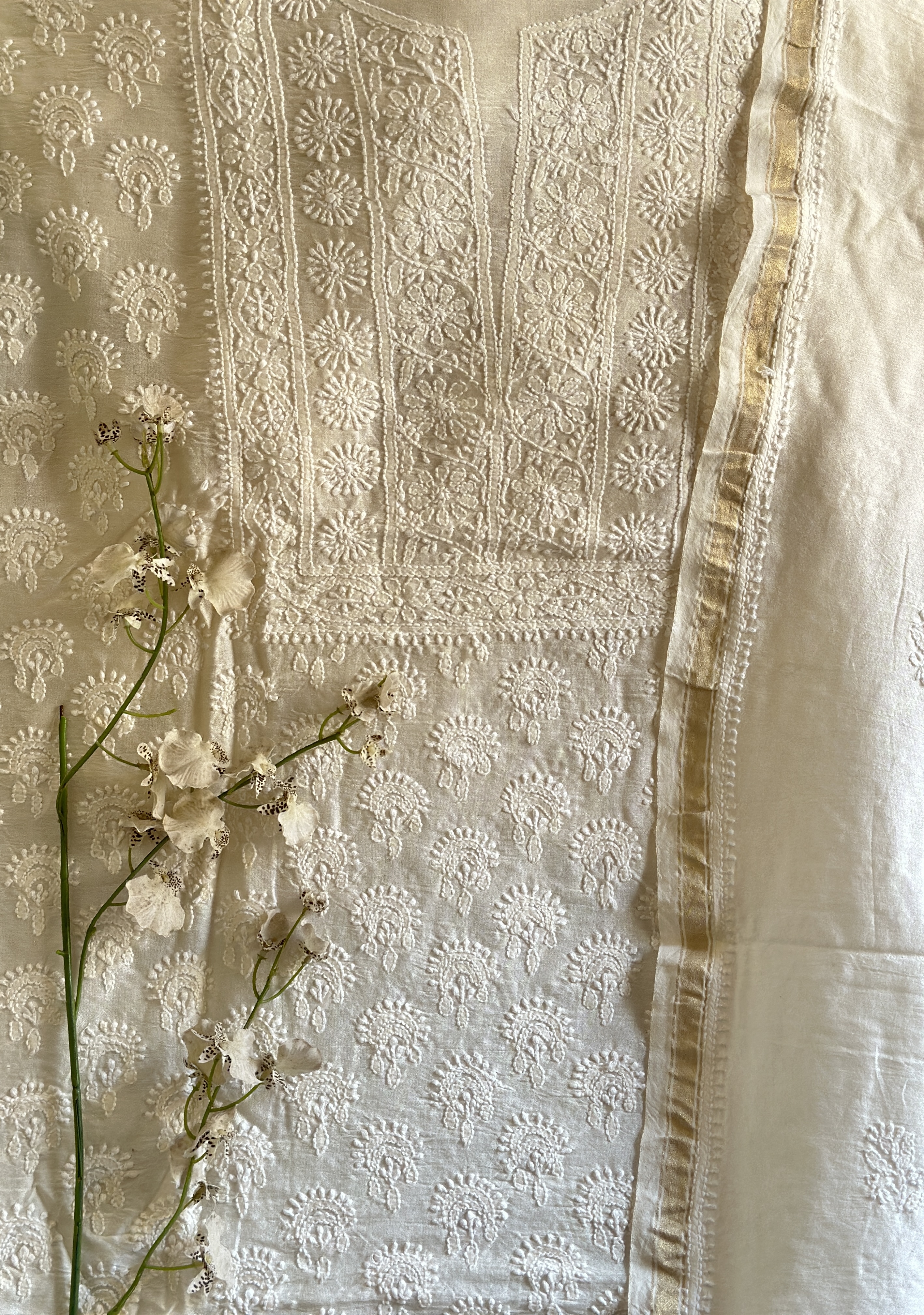 Off White Chanderi Chikankari Kurta Dupatta Set - Image 2