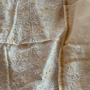 Off-white Chanderi unstitched Chikankari kurta dupatta set with appliqué work - Image 2