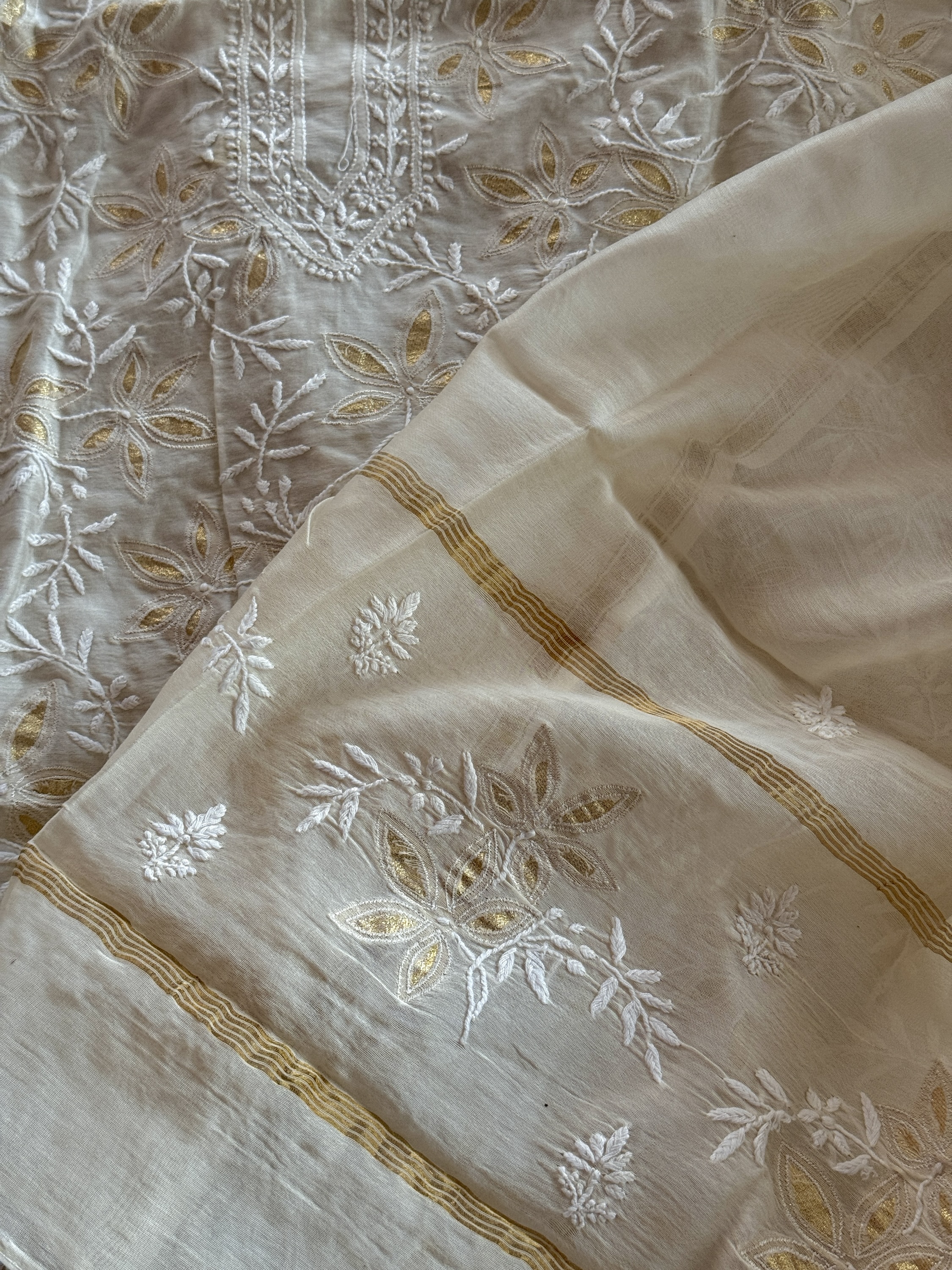 Off-white Chanderi unstitched Chikankari kurta dupatta set with appliqué work - Image 3