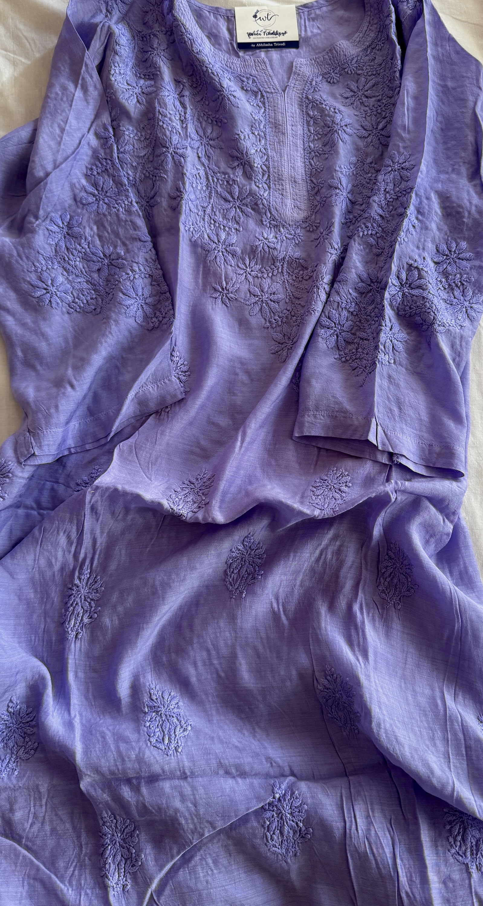 Lilac Chanderi mulmul ready to wear Chikankari kurti - Image 3