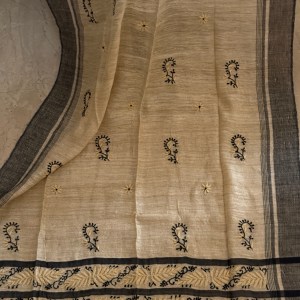 Beige Ghicha silk chikankari stole - Image 3