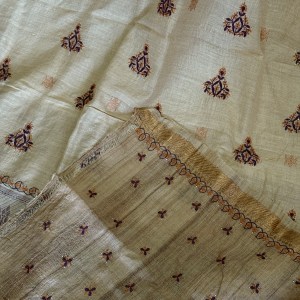 Pure kosa silk Chikankari saree with wine and rust work and subtle mukaish work - Image 3