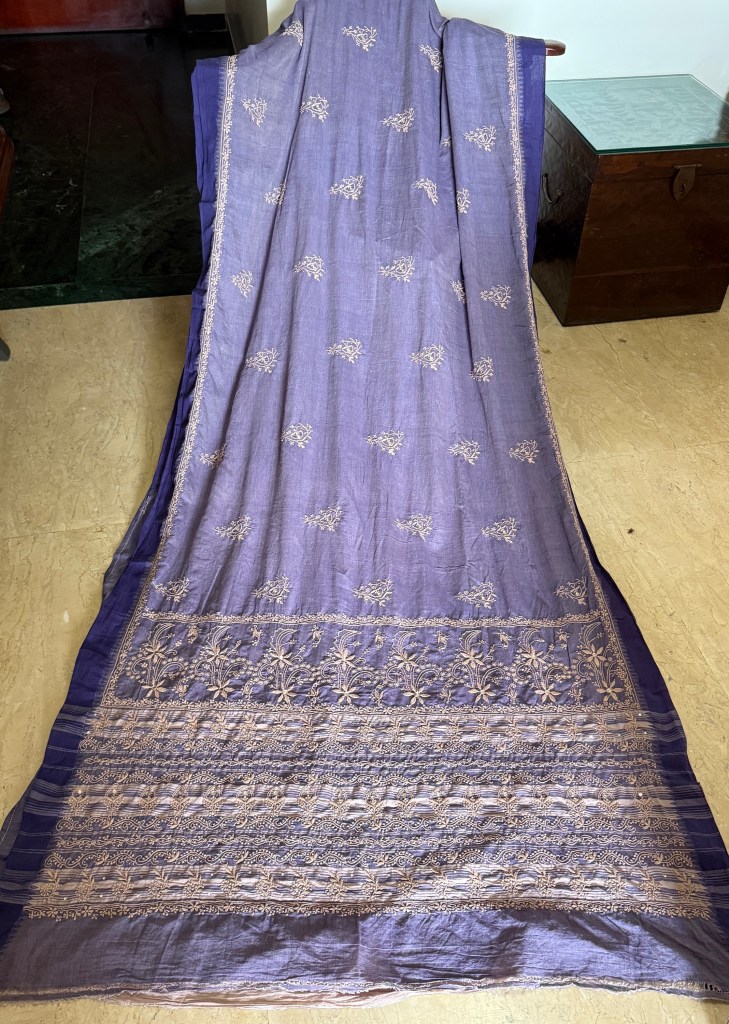 Dusty lavender pure cotton handloom Chikankari saree & blouse with temple border