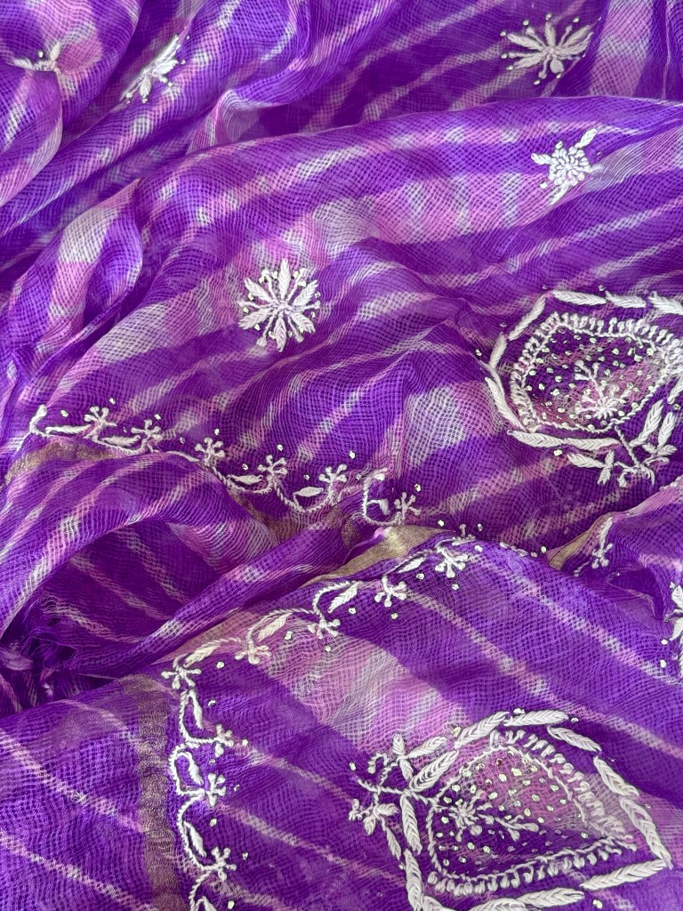 Amethyst hand-tied leheriya dupatta