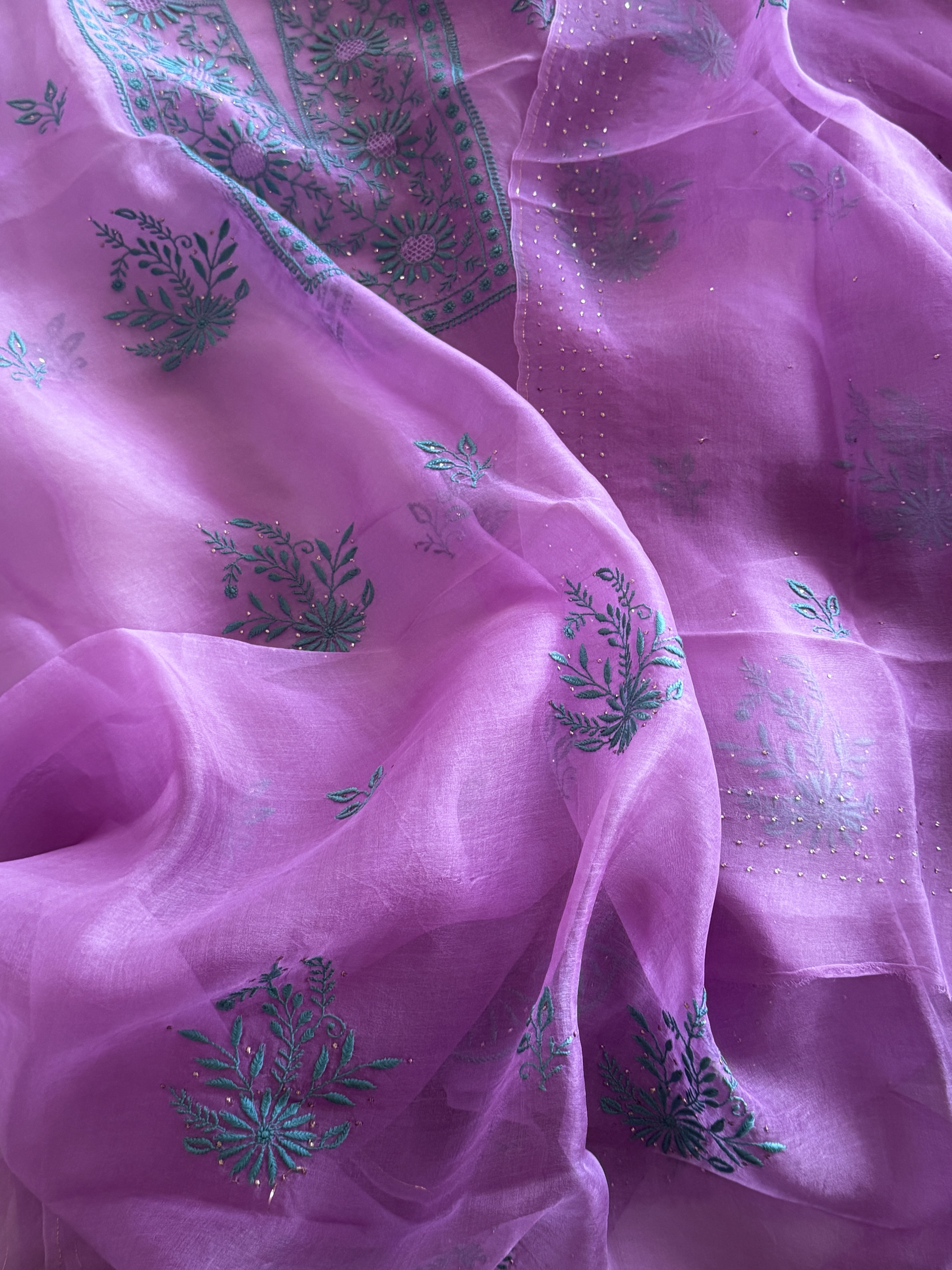 Orchid purple organza chikankari kurta dupatta set with mukaish work - Image 2
