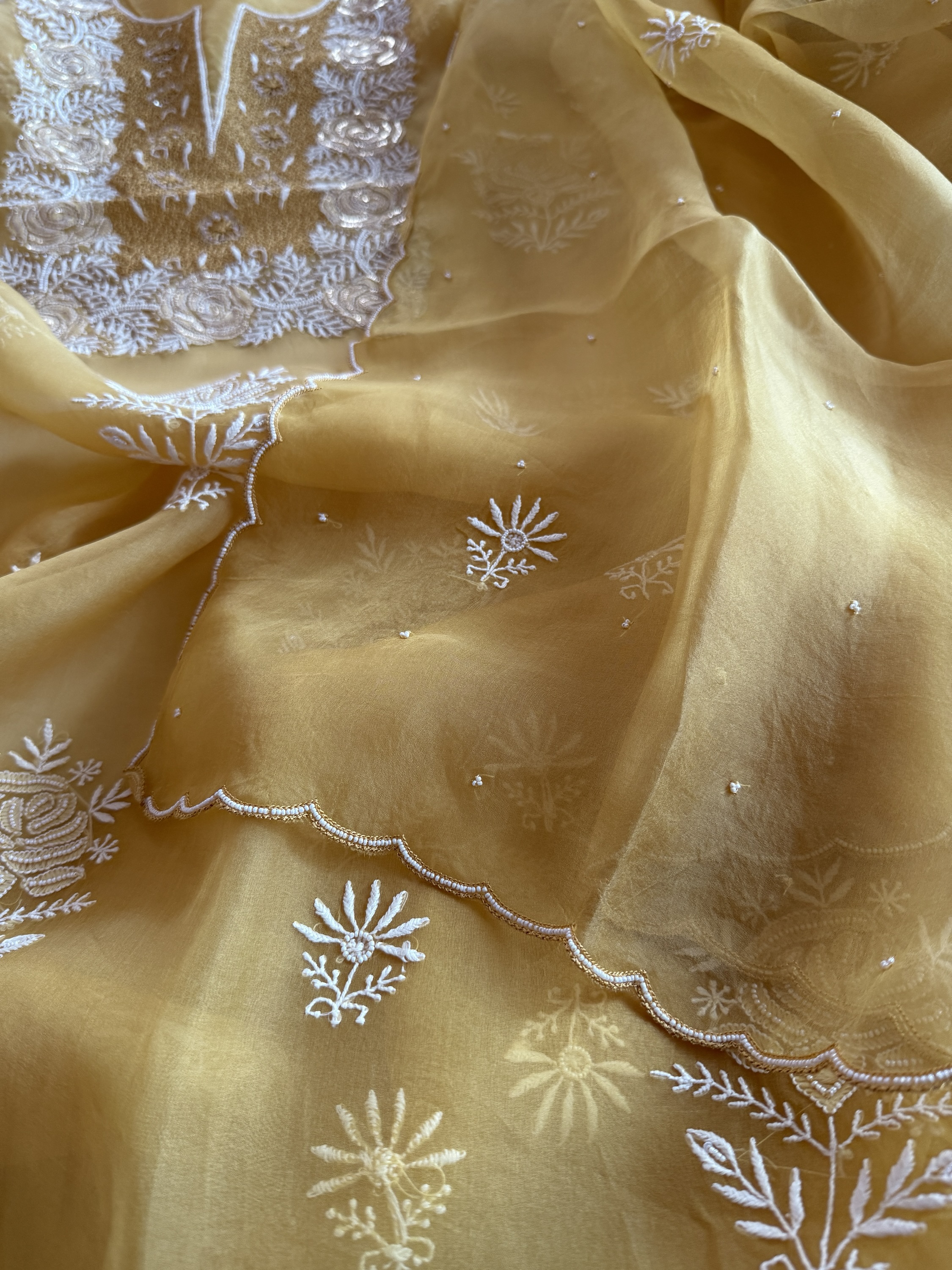 Royal yellow organza chikankari kurta dupatta set with aari, pearl & mukaish work - Image 4