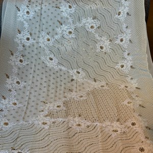 Classic ivory & gold handcrafted mukaish work saree with blouse. A master craftsman piece. - Image 3